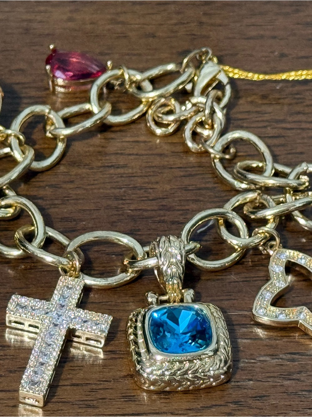 NWT Gold-Tone Charm Bracelet with Blue Crystal Pendant by Eye Candy